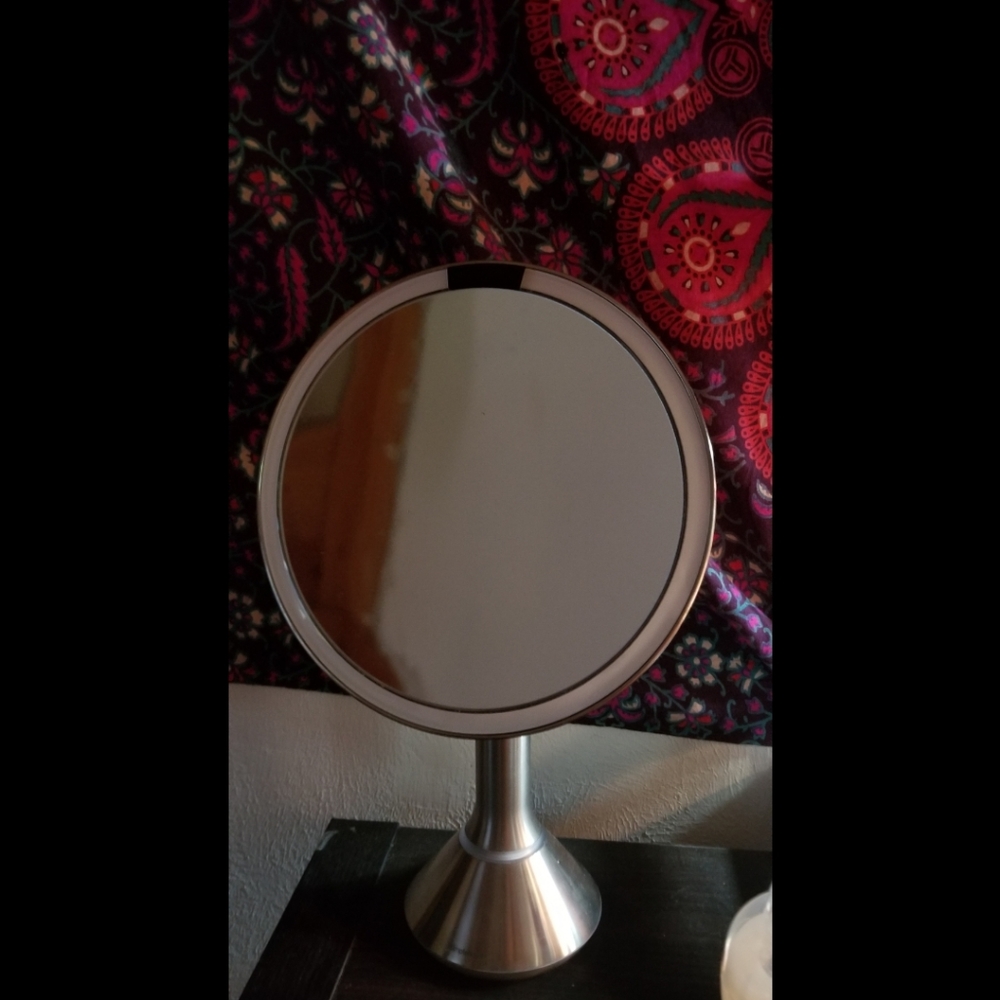 Makeup mirror simplehuman
